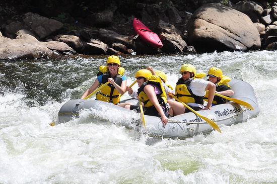 Canyoning Canyoning.jpg